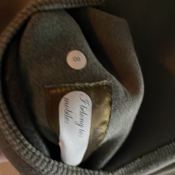 Size 8 Lululemon scuba hoodie - Picture 2 of 2